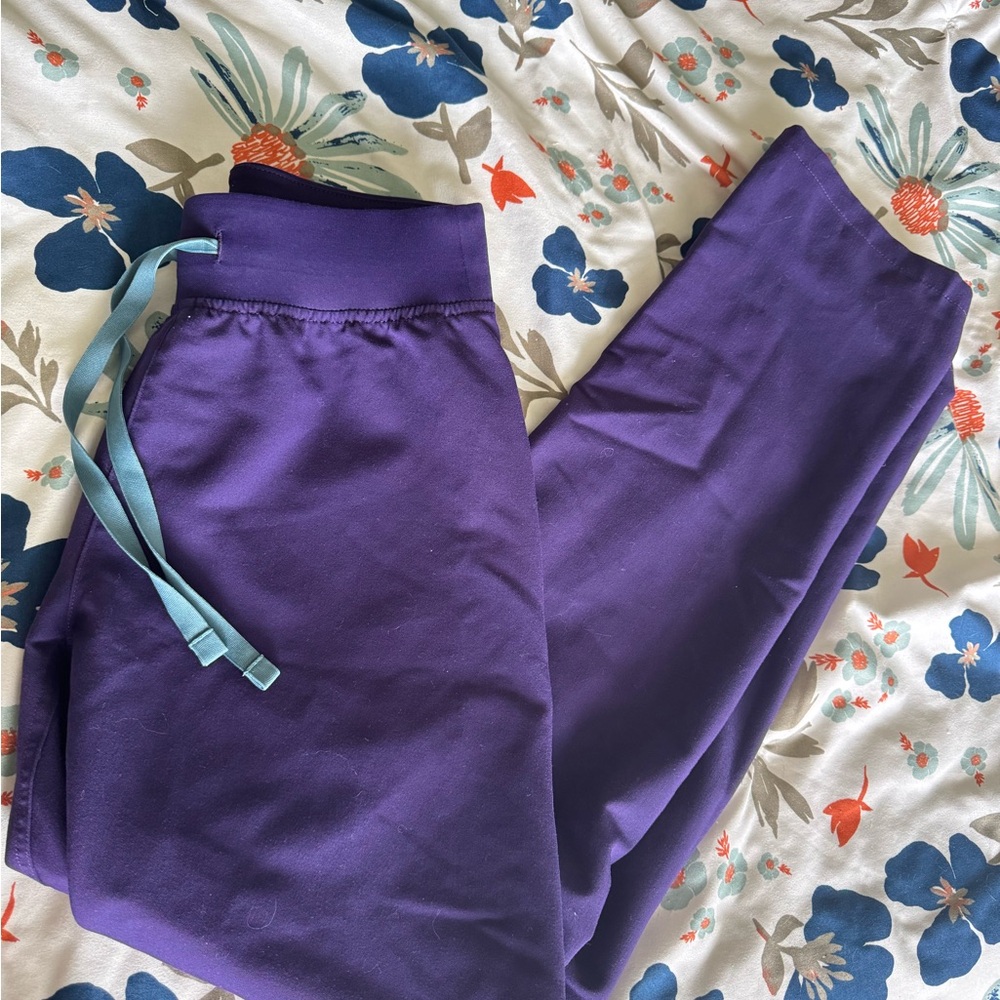 FIGS High Waisted Livingston scrub pants